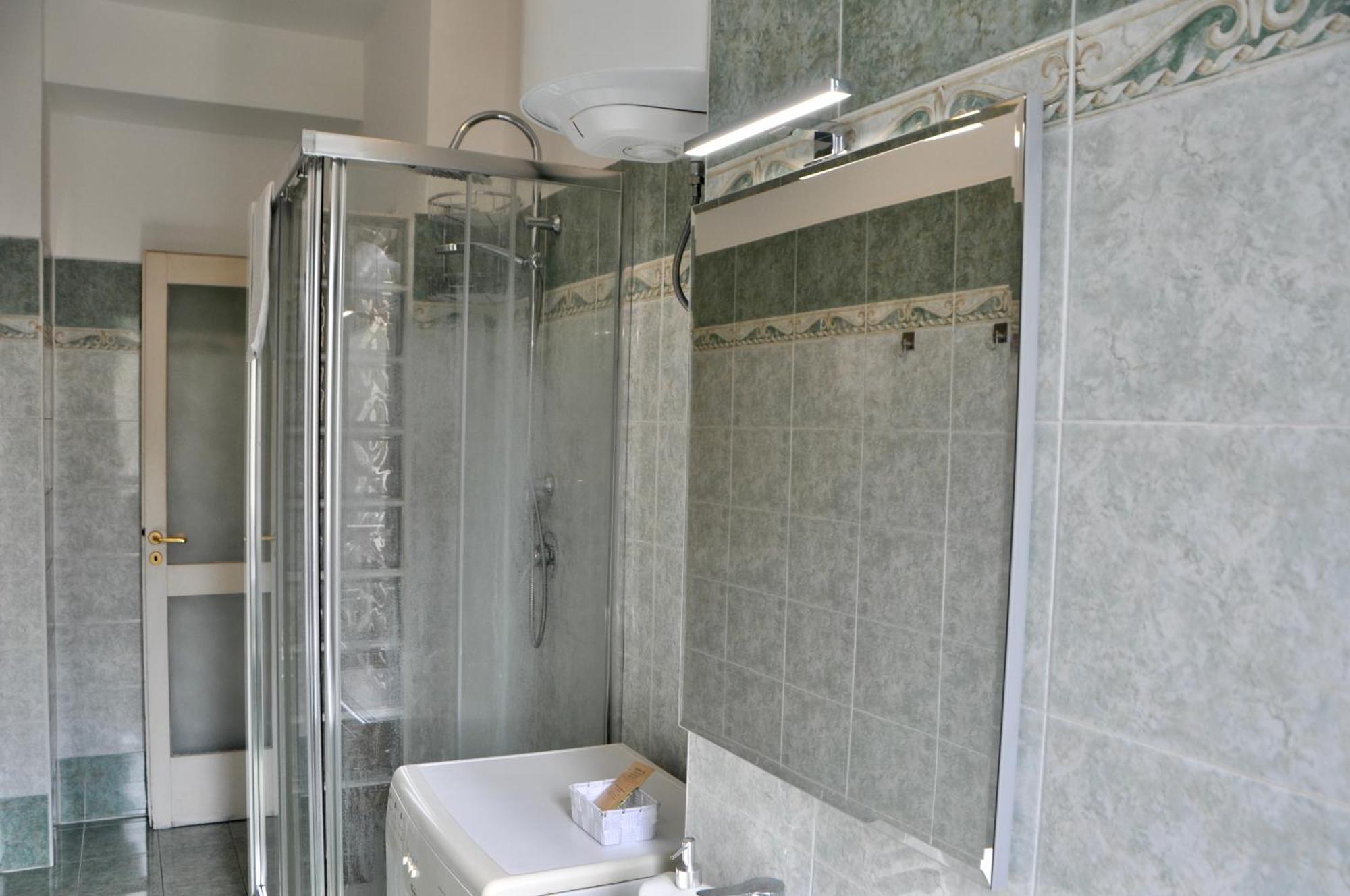 M.Aurelio Red Apartment Милано Екстериор снимка